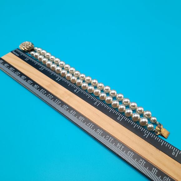 Vintage Glass Pearl Bracelet, Rhinestone Clasp, 1950s Jewelry - Picture 7 of 10